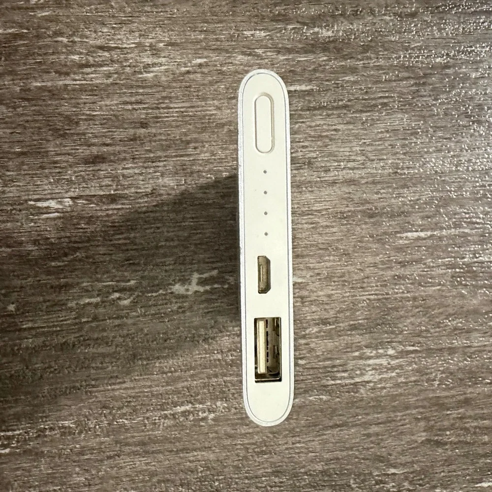 Xiaomi Power Bank‎ 5000mAh Silver NDY-02-AM Slim Portable Charger USB